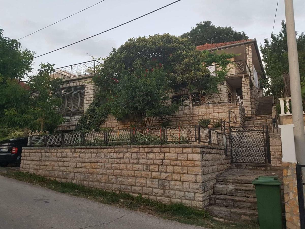 Apartment 51 Gornji Karin Exterior foto
