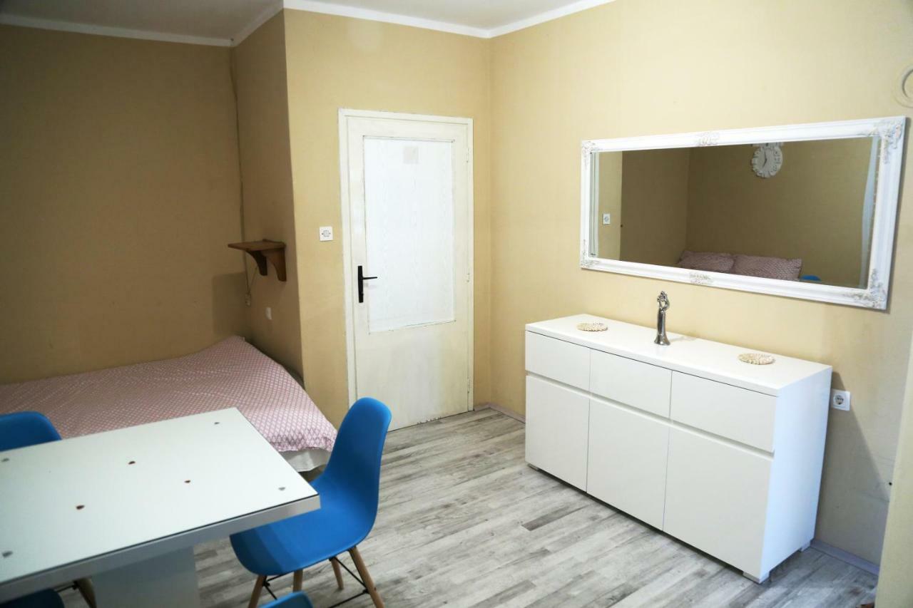 Apartment 51 Gornji Karin Exterior foto